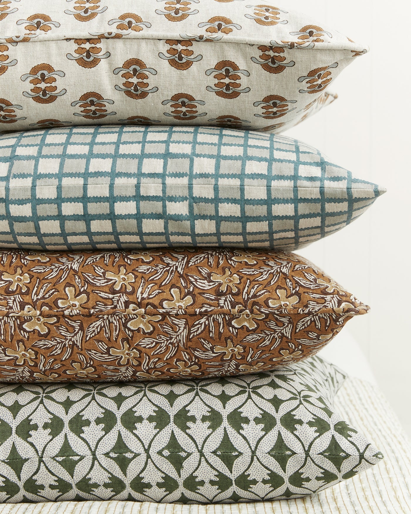 Fiore Sahara Linen Cushion 50x50cm