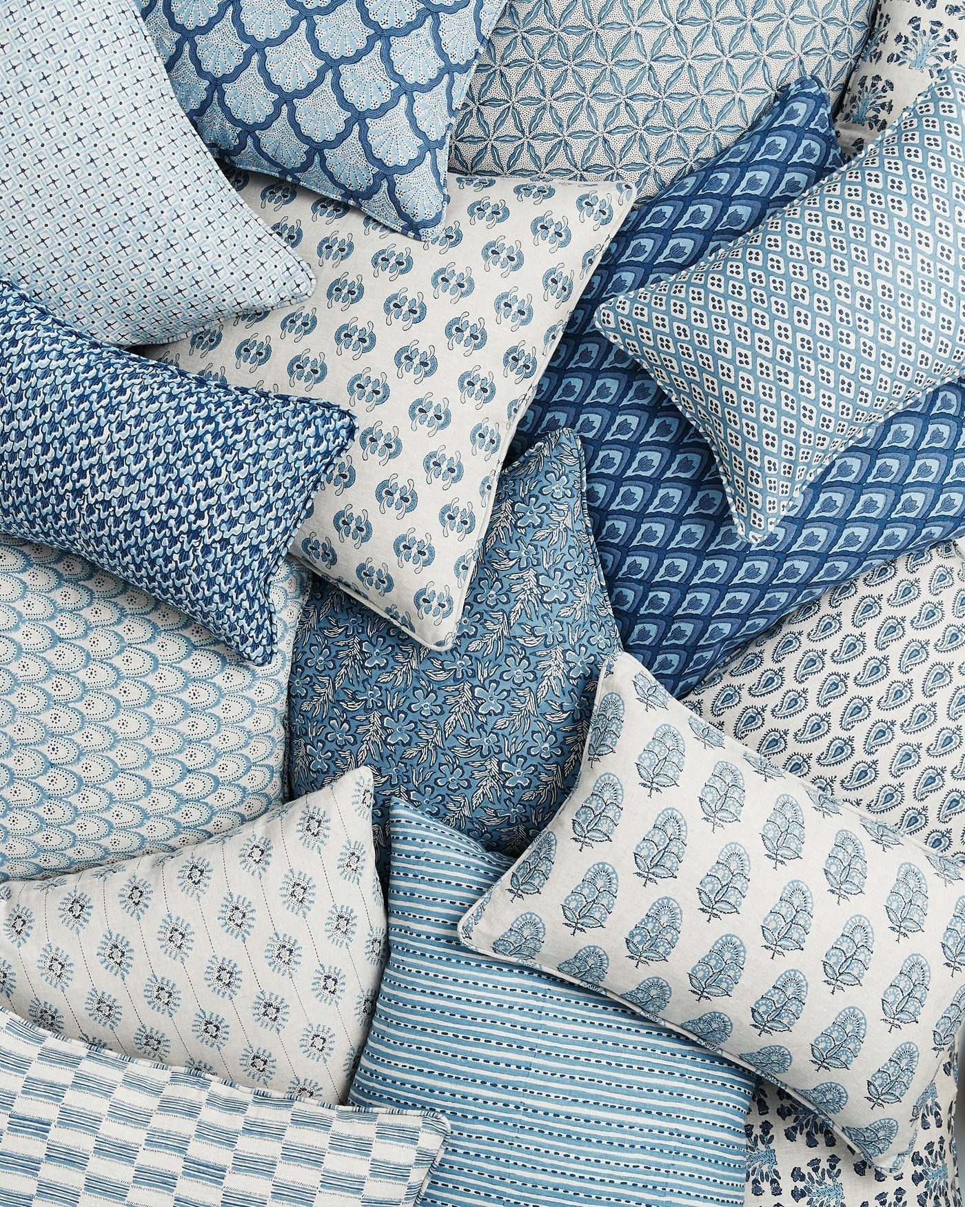 Orvietto Celadon Moss Linen Cushion 35x55cm
