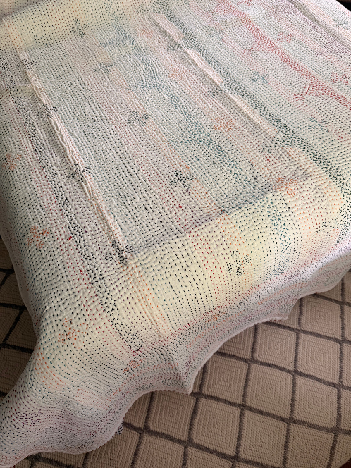 Black Boarder Throw Single