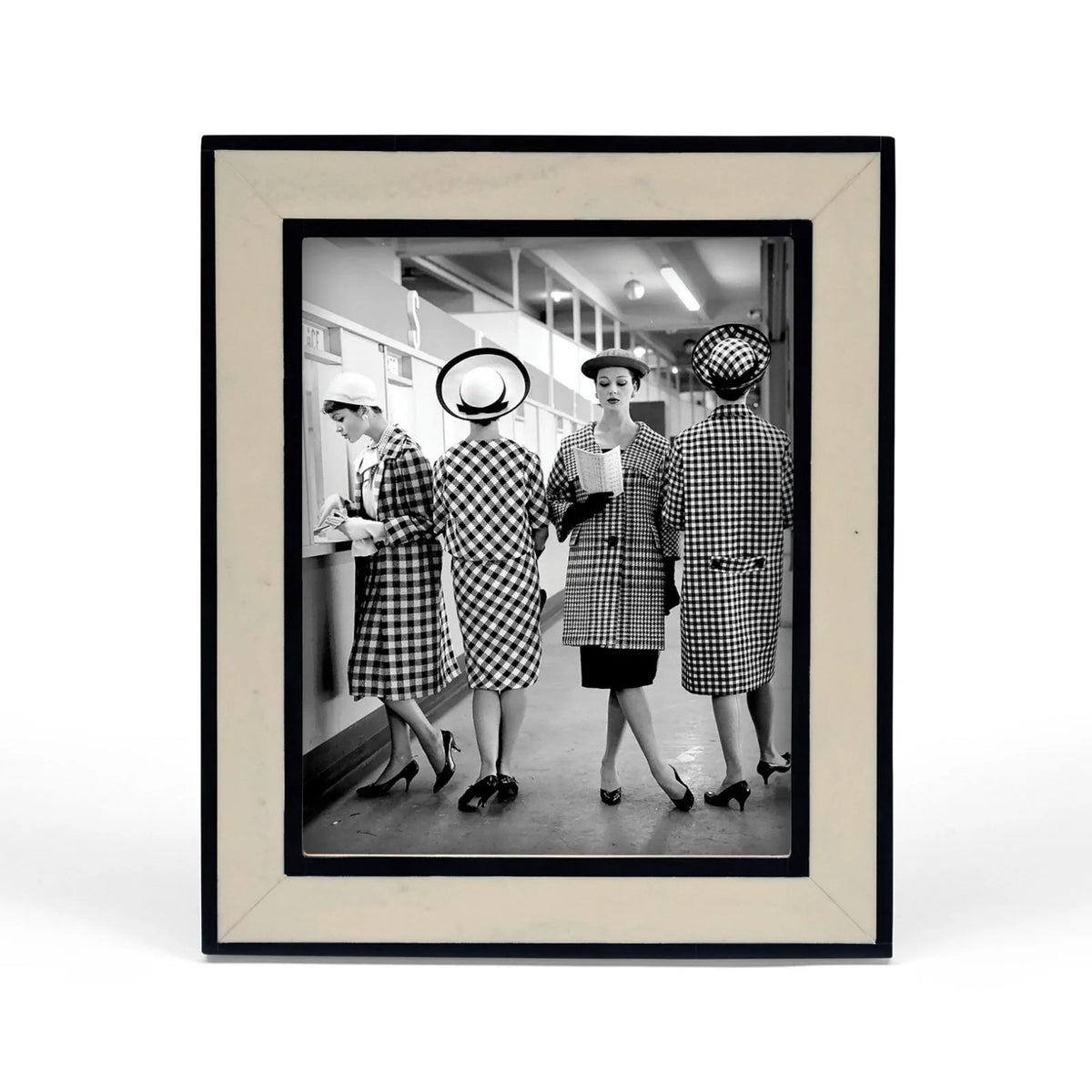 Ricci Photo Frame 8 x 10 - Black & White