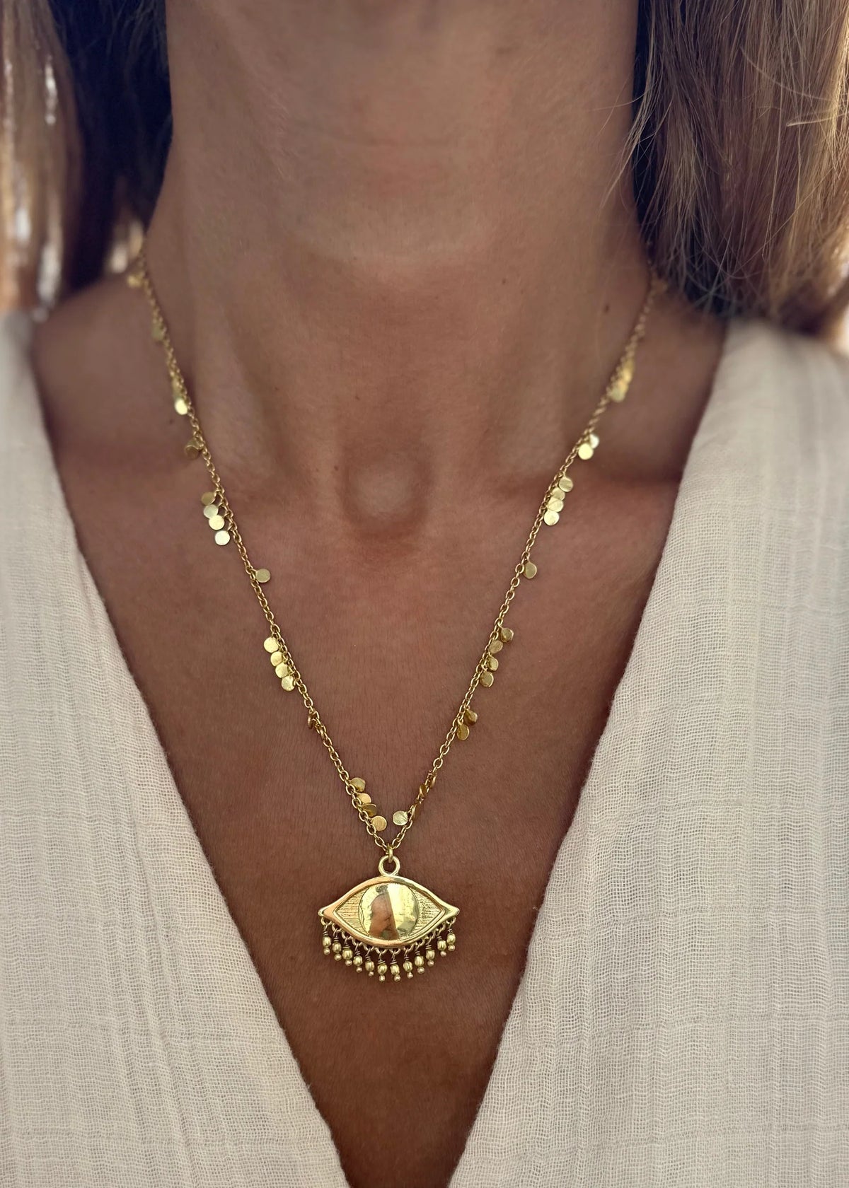 Necklace Sentinel