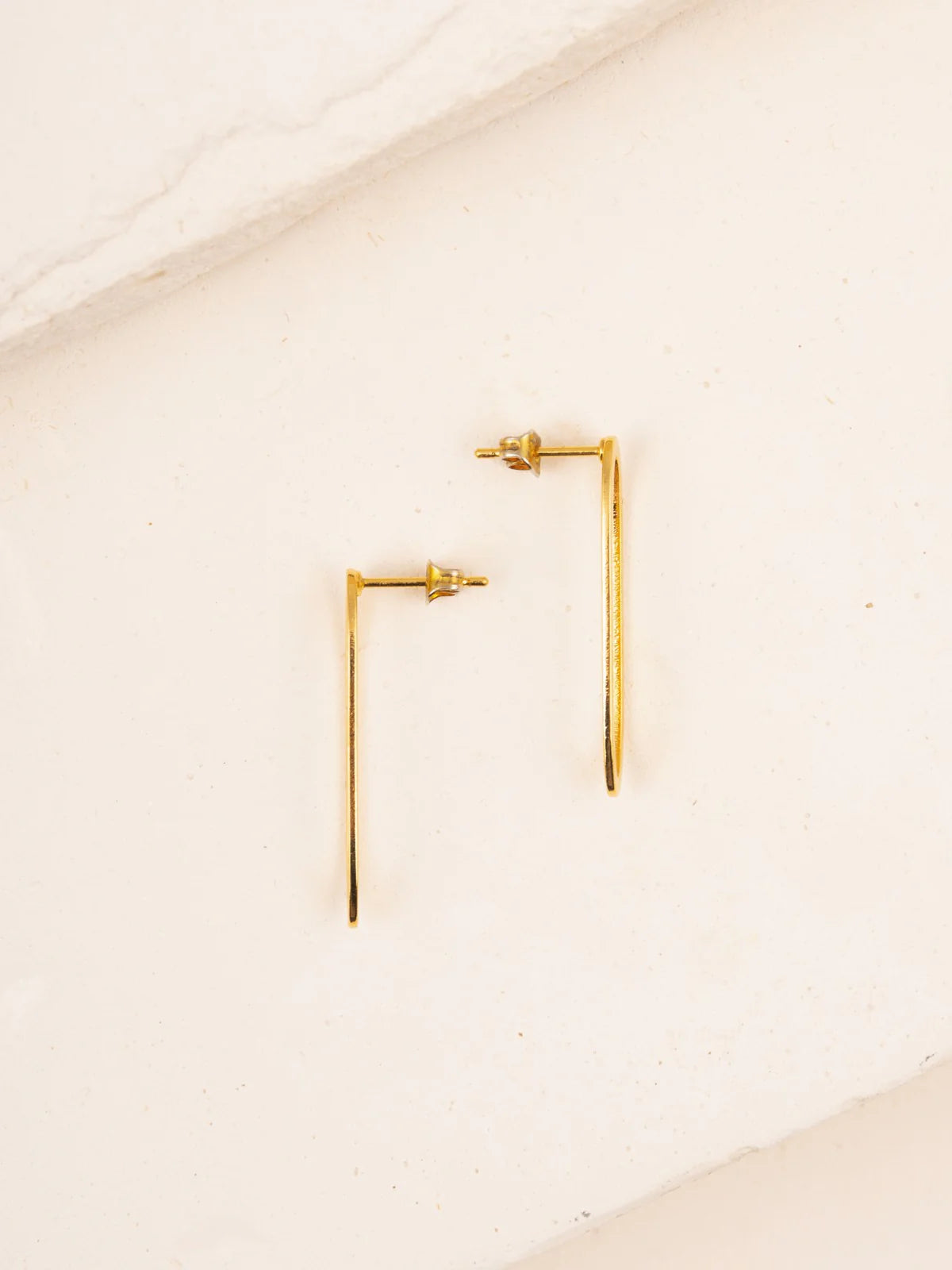 Bare Oval Earrings