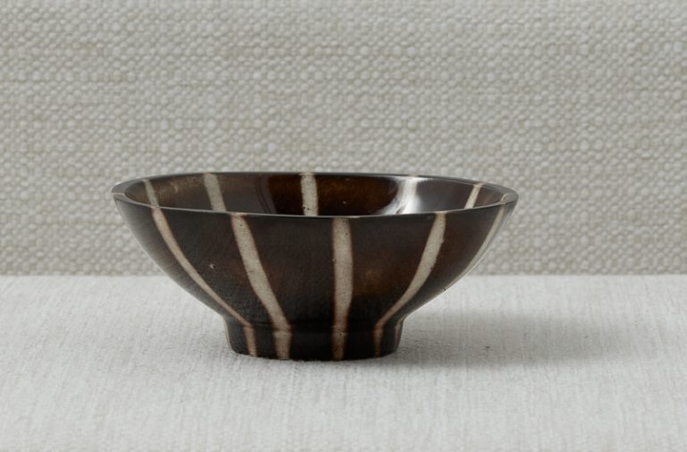 Zuri Resin & Horn Bowl Round