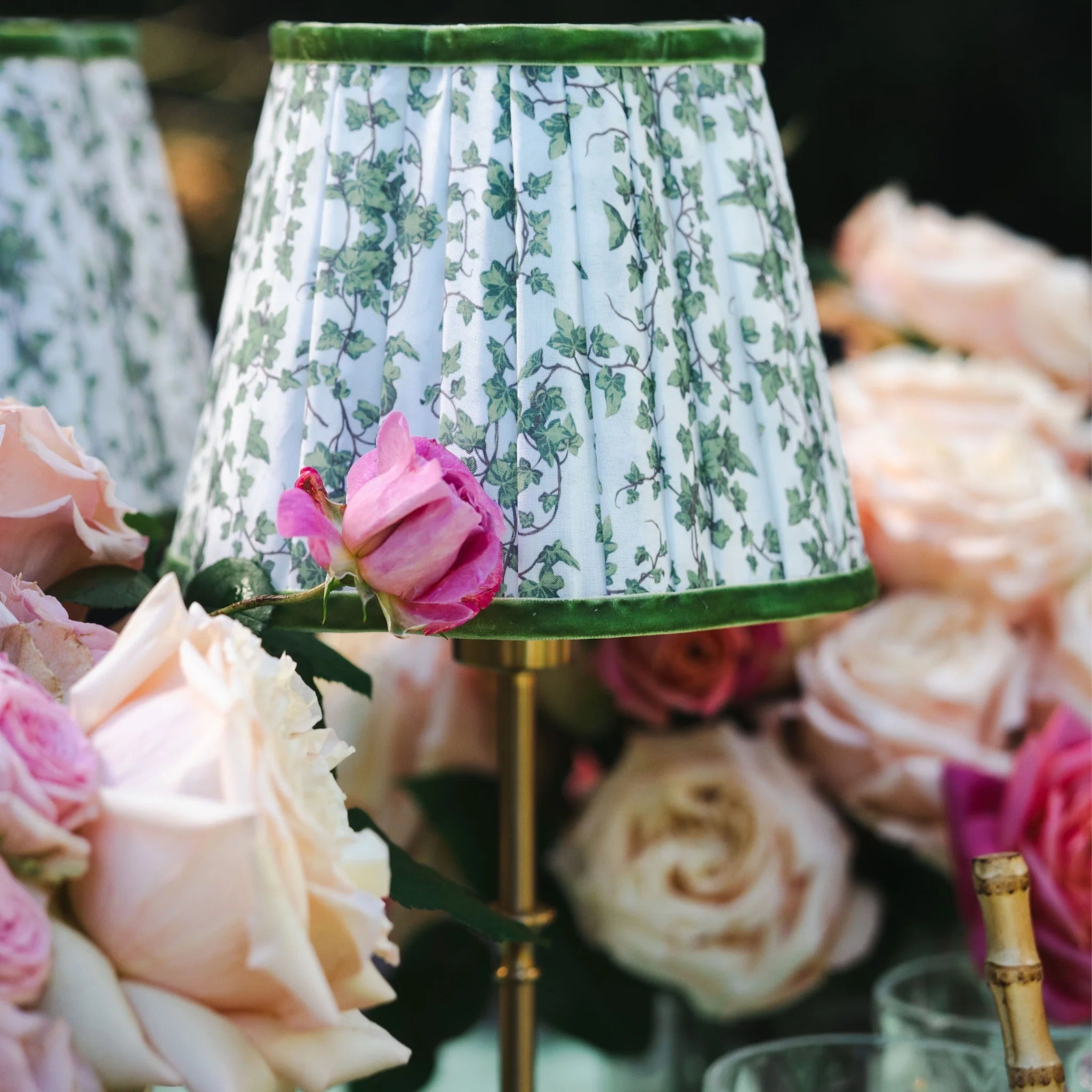 Ivy Scallop Shade USB Table Lamp