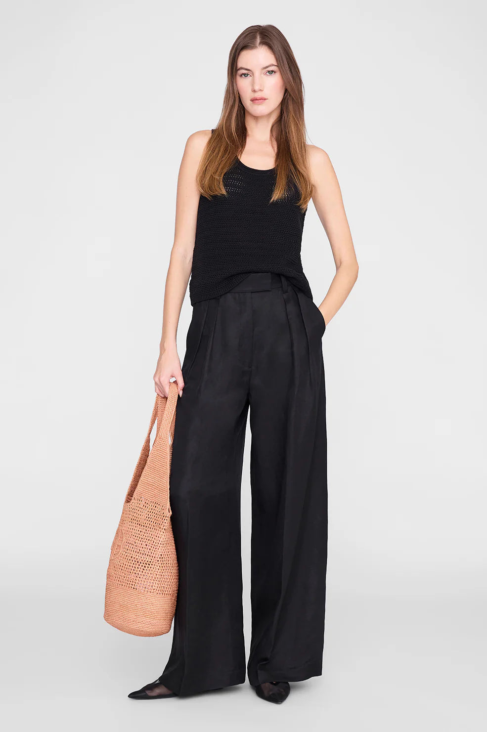 Leah Logo Hobo Raphia - Blush