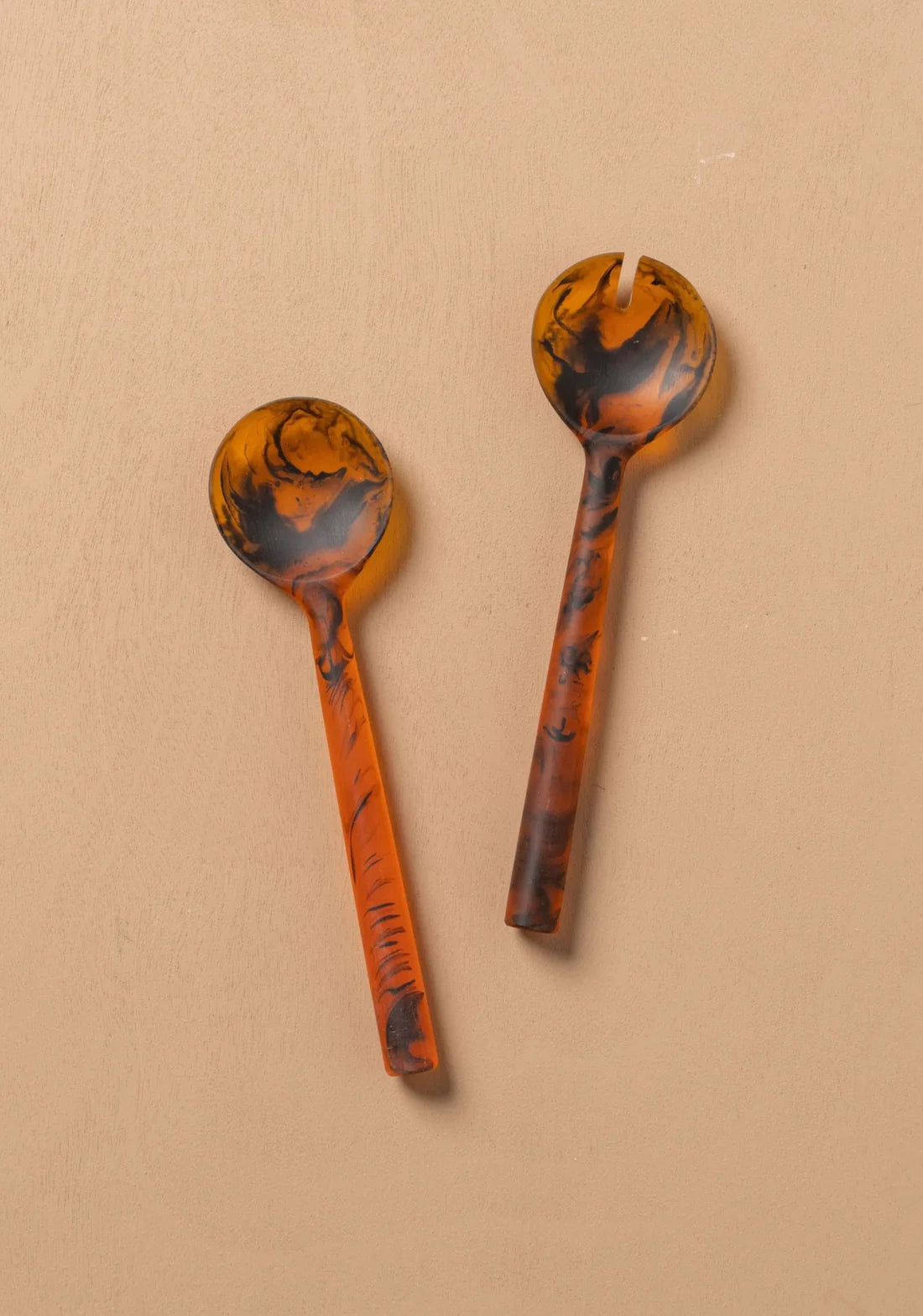 Flow Resin Salad Server Earth