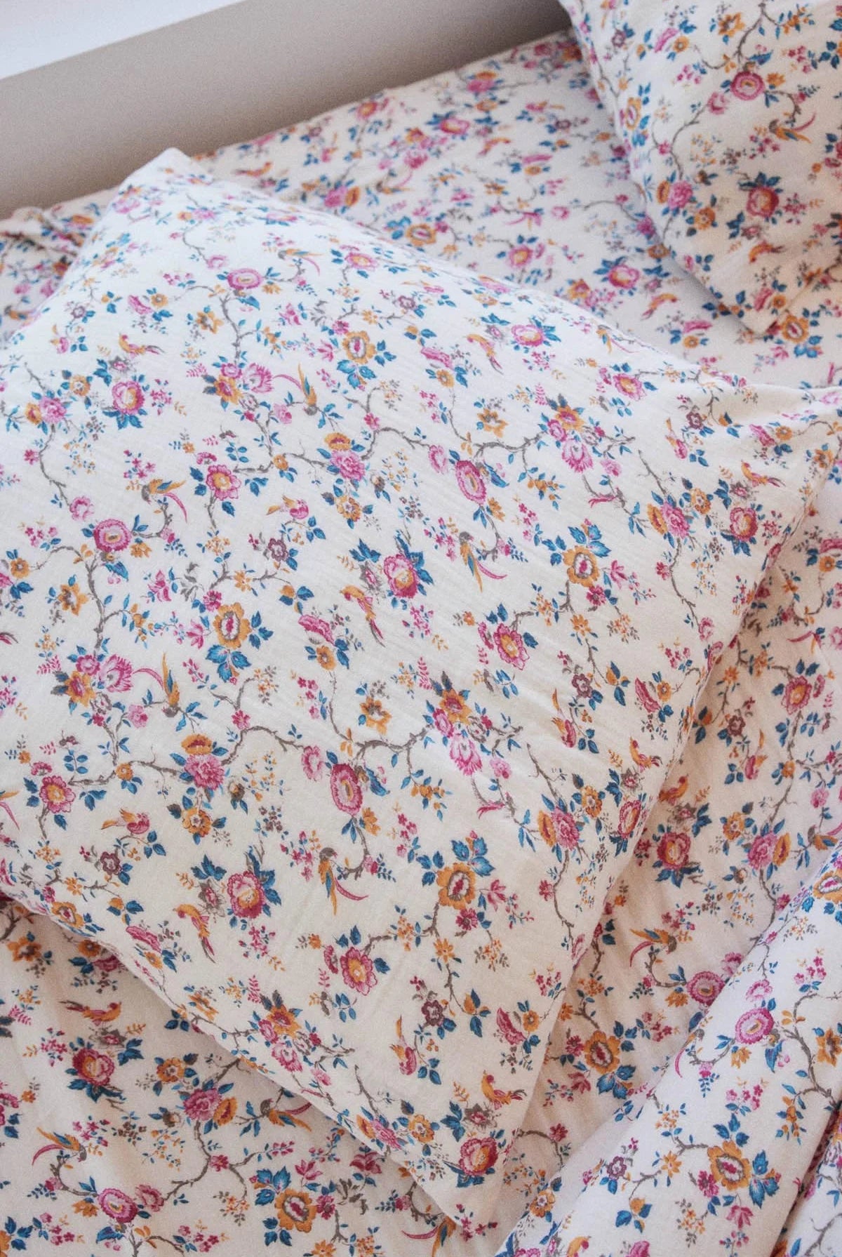 Valerie Pillow Case Cream Retro Garden - Louise Misha