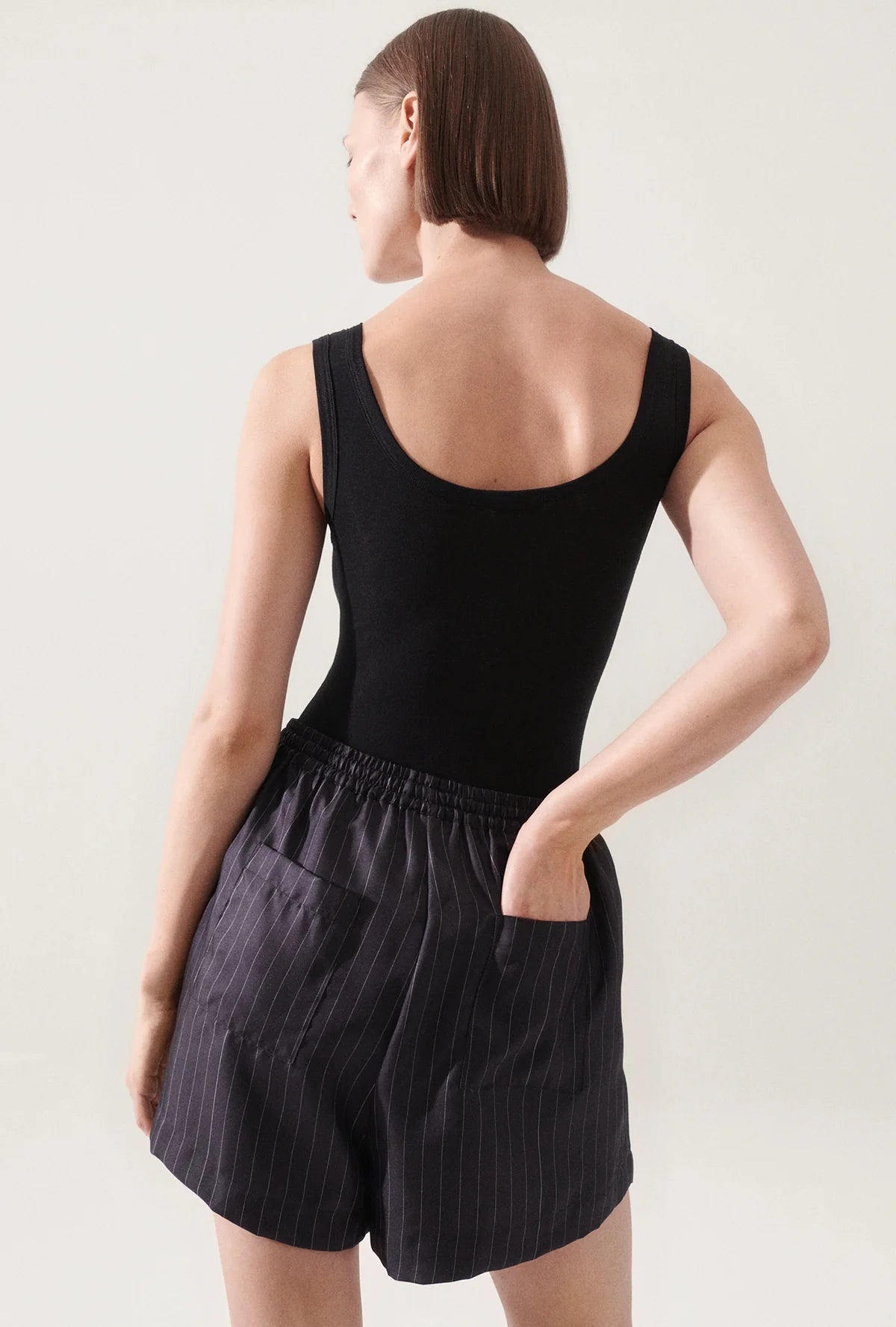 Twill Slouch Shorts Pinstripe Black/White