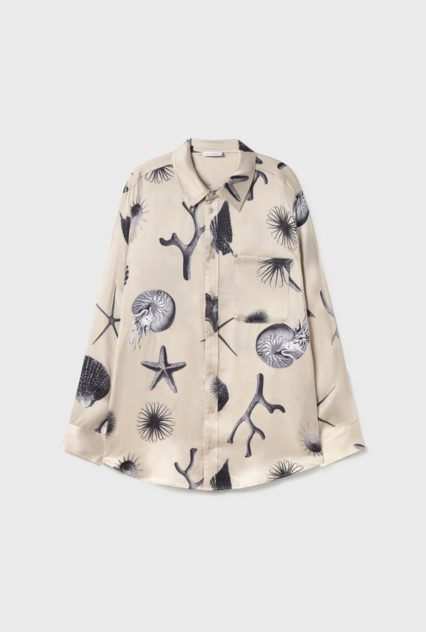 Boyfriend Shirt Seashells - Silk Laundry