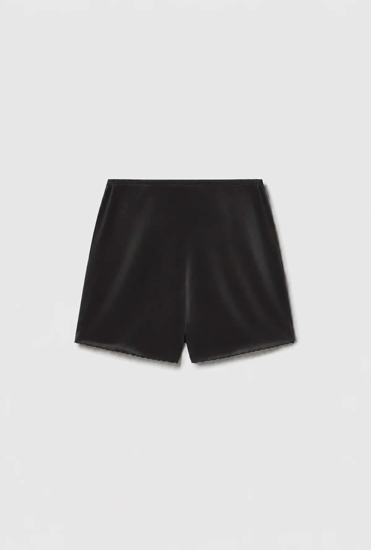 CDC Scallop Shorts Black