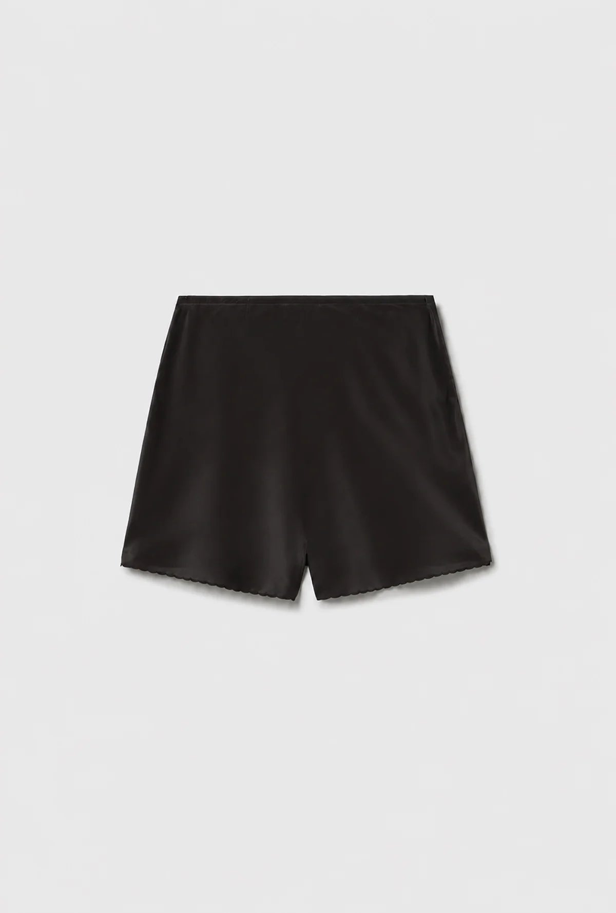 CDC Scallop Shorts Black