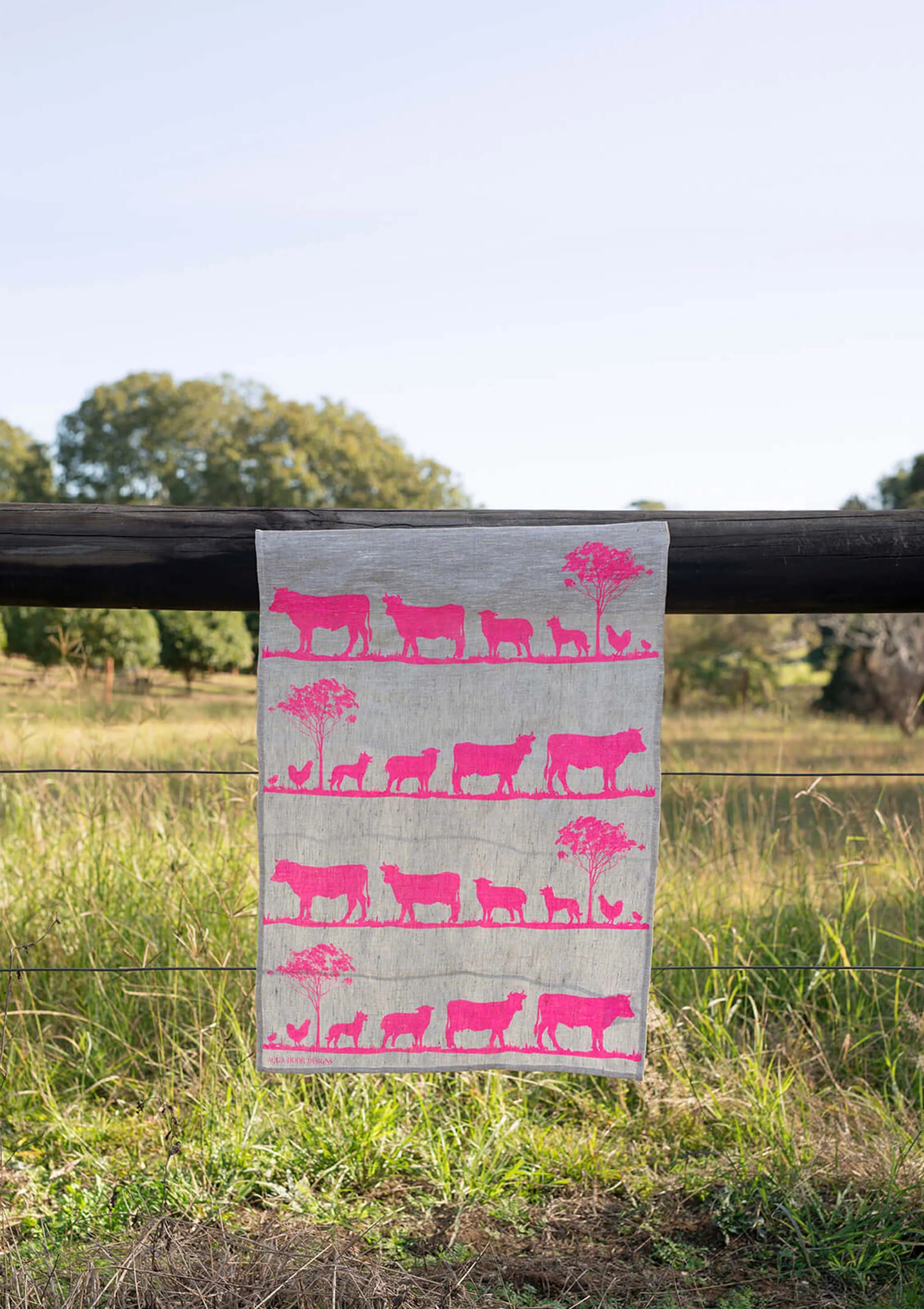 Tea Towel Paddock Highlighter Pink - Aquadoor