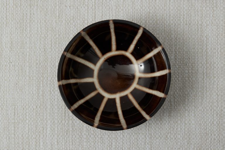 Zuri Resin & Horn Bowl Round