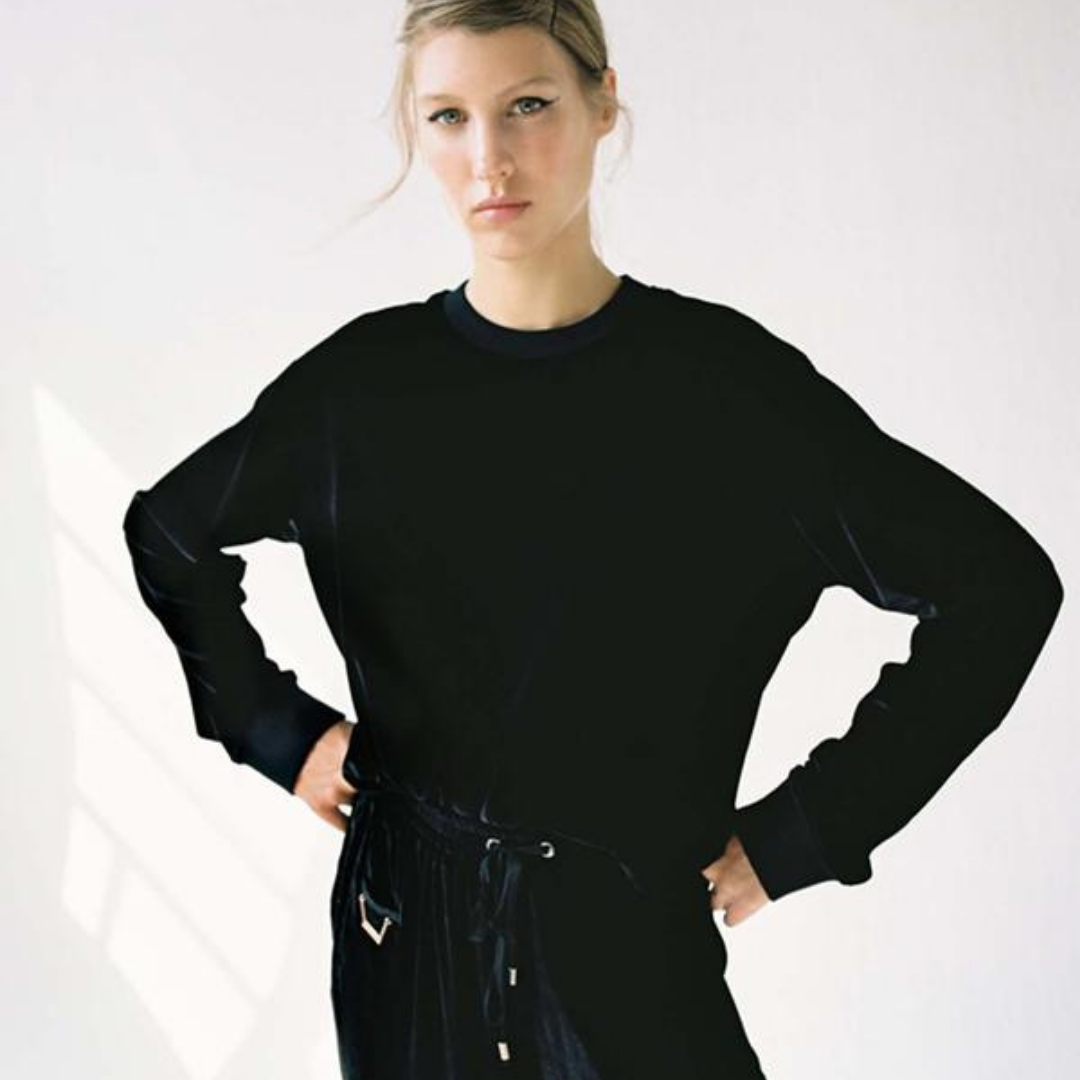 Silk Laundry Black Sweatshirt